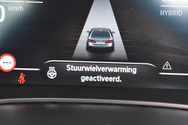 BMW 5 Serie 545e xDrive M-Sport Pano Laser H&K HUD Keyless Trekhaak