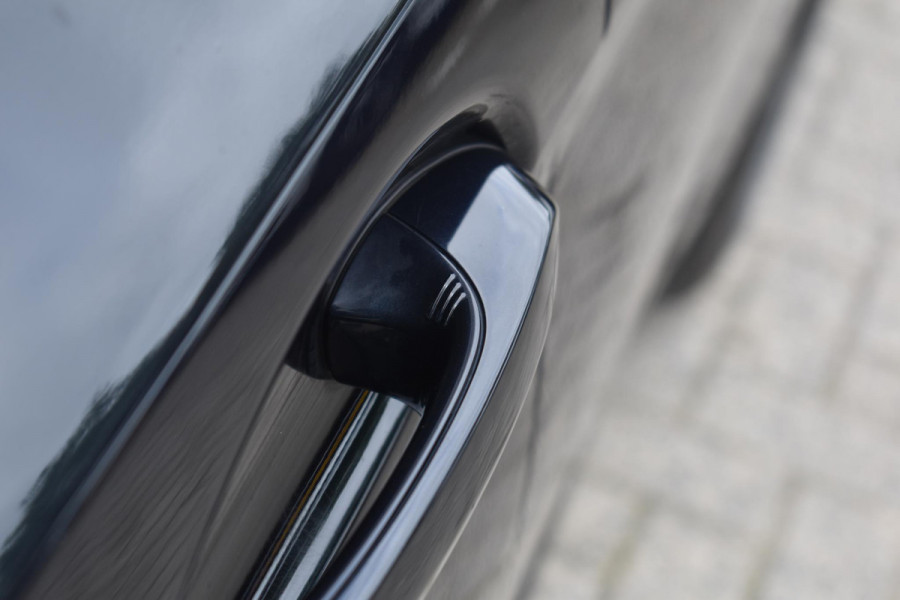 BMW 5 Serie 545e xDrive M-Sport Pano Laser H&K HUD Keyless Trekhaak