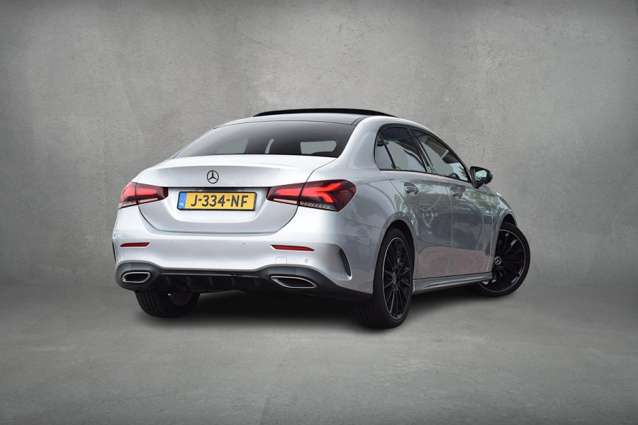 Mercedes-Benz A-Klasse 250 Premium Plus | AMG | Night | Pano | ACC | Half Leer