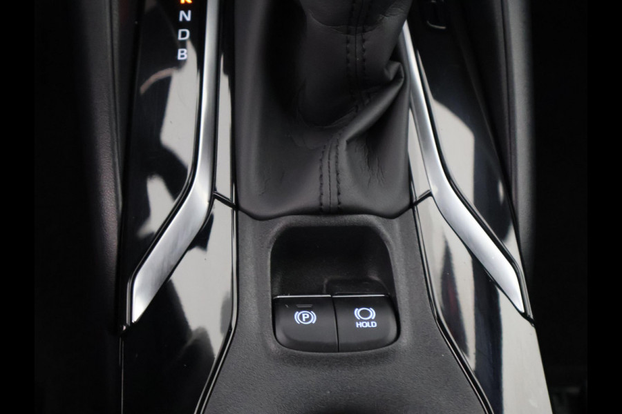Toyota Corolla Touring Sports 1.8 HYBRID BLACKLINE ED. GARANTIE TOT 06-2031 CLOUD NAVIGATIE. ADAPTIEVE CRUISE CONTROL . ACHTERUITRIJ CAMERA . APPLE CARPLAY & ANDRIOD AUTO .