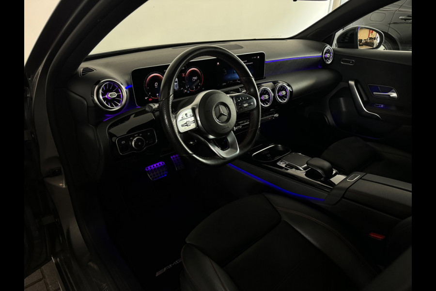 Mercedes-Benz A-Klasse 180 Business Solution AMG Camera |Sfeerverlichting|Stoelverwarming|Lane Assist| Cruise Control