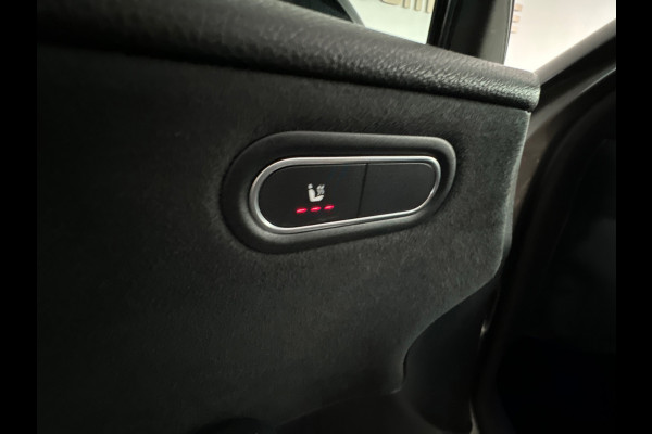 Mercedes-Benz A-Klasse 180 Business Solution AMG Camera |Sfeerverlichting|Stoelverwarming|Lane Assist| Cruise Control