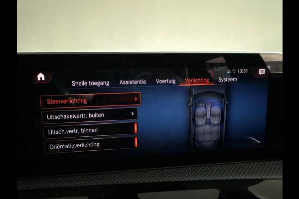 Mercedes-Benz A-Klasse 180 Business Solution AMG Camera |Sfeerverlichting|Stoelverwarming|Lane Assist| Cruise Control