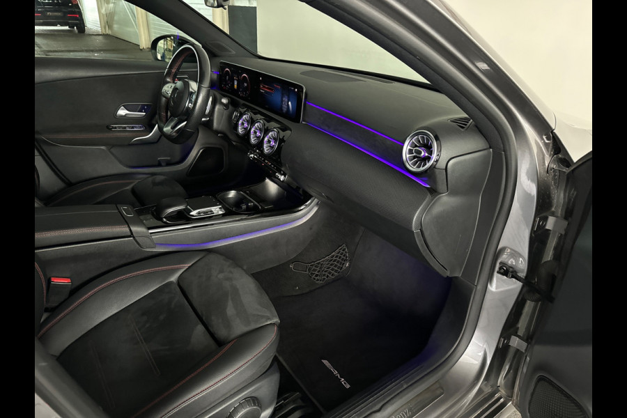 Mercedes-Benz A-Klasse 180 Business Solution AMG Camera |Sfeerverlichting|Stoelverwarming|Lane Assist| Cruise Control