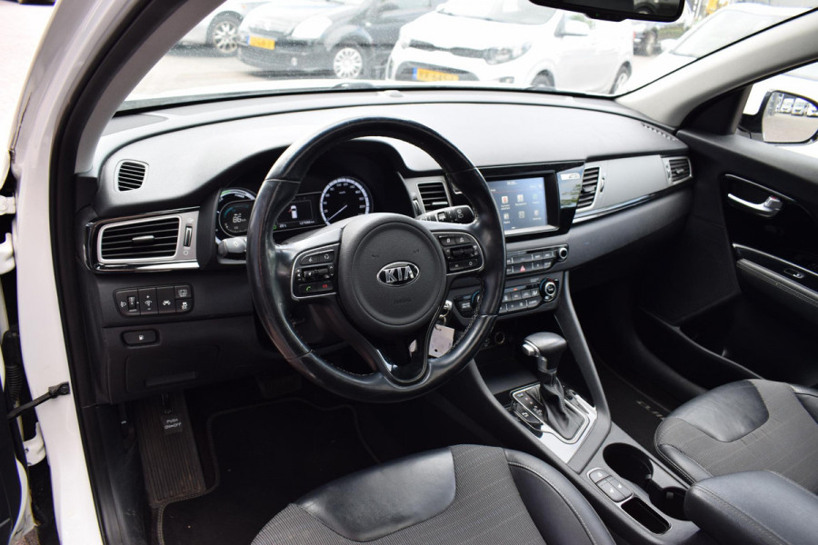 Kia Niro 1.6 GDi Hybrid Edition | Pano | Apple CarPlay | Stuur- en Stoelverwarming