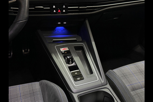 Volkswagen Golf 1.4 eHybrid GTE | Clubsport pakket | ACC | IQ Matrix LED Plus | Discover Media | Virtual | Keyless | 19 inch |