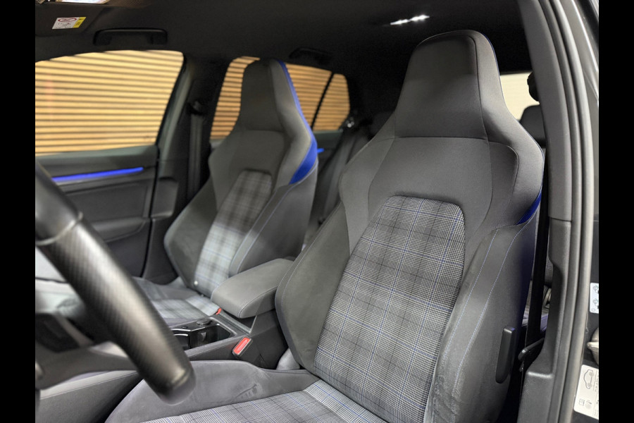 Volkswagen Golf 1.4 eHybrid GTE | Clubsport pakket | ACC | IQ Matrix LED Plus | Discover Media | Virtual | Keyless | 19 inch |