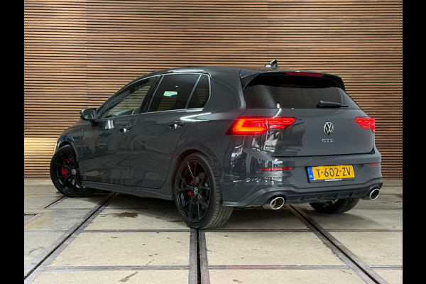 Volkswagen Golf 1.4 eHybrid GTE | Clubsport pakket | ACC | IQ Matrix LED Plus | Discover Media | Virtual | Keyless | 19 inch |