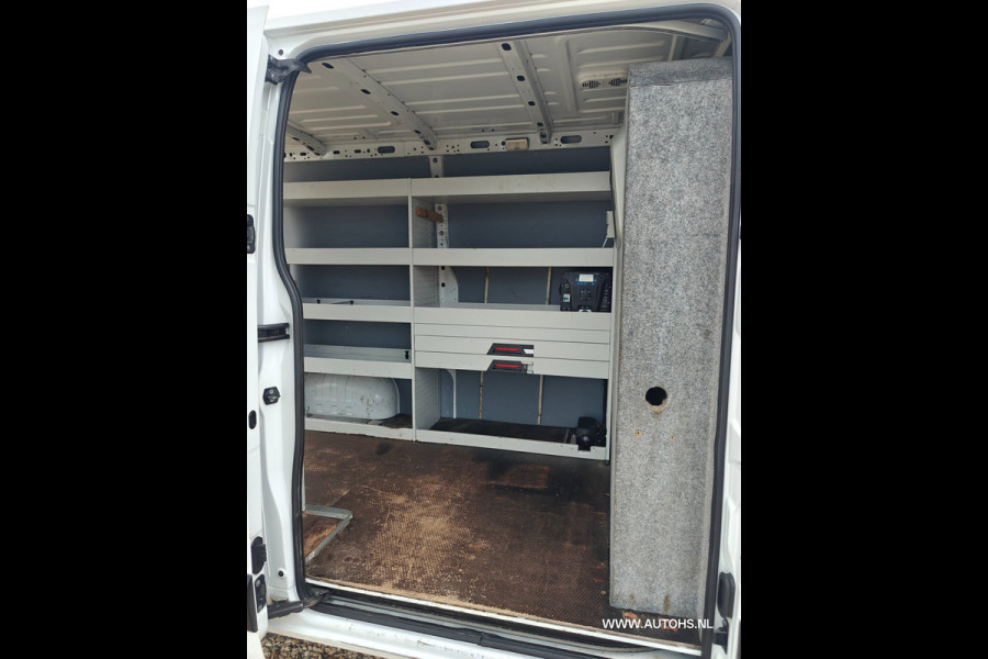 Renault Master T35 2.3 dCi 135 L2H2+ werkplaats inrichting , Euro 6 , 1e Eig , 140 PK , Apk 4- 2027 , Camera , leuke bus.