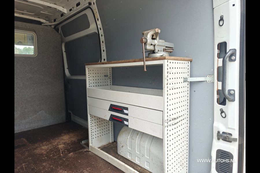 Renault Master T35 2.3 dCi 135 L2H2+ werkplaats inrichting , Euro 6 , 1e Eig , 140 PK , Apk 4- 2027 , Camera , leuke bus.