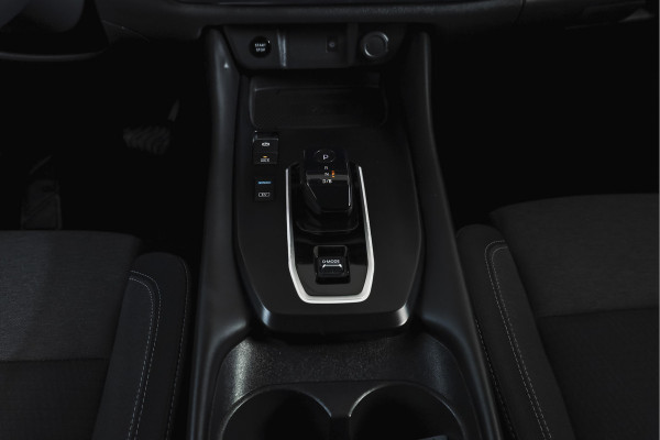 Nissan QASHQAI 1.5 e-Power 190 PK Business Design | Pano | Dig. Cockpit | Adapt. Cruise | PDC | 360 Camera | NAV + App. Connect | ECC | DAB | LM 18" |