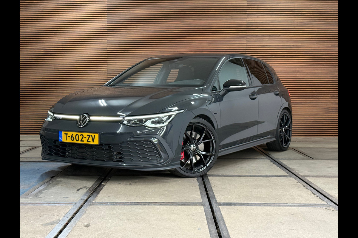 Volkswagen Golf 1.4 eHybrid GTE | Clubsport pakket | ACC | IQ Matrix LED Plus | Discover Media | Virtual | Keyless | 19 inch |