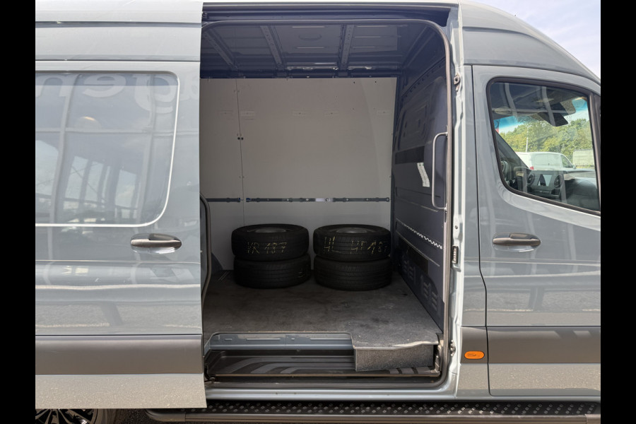 Mercedes-Benz Sprinter 317 1.9 CDI L2H2 RWD | ZB-Edition | Camera | Carplay | Stoelverw. | PDC