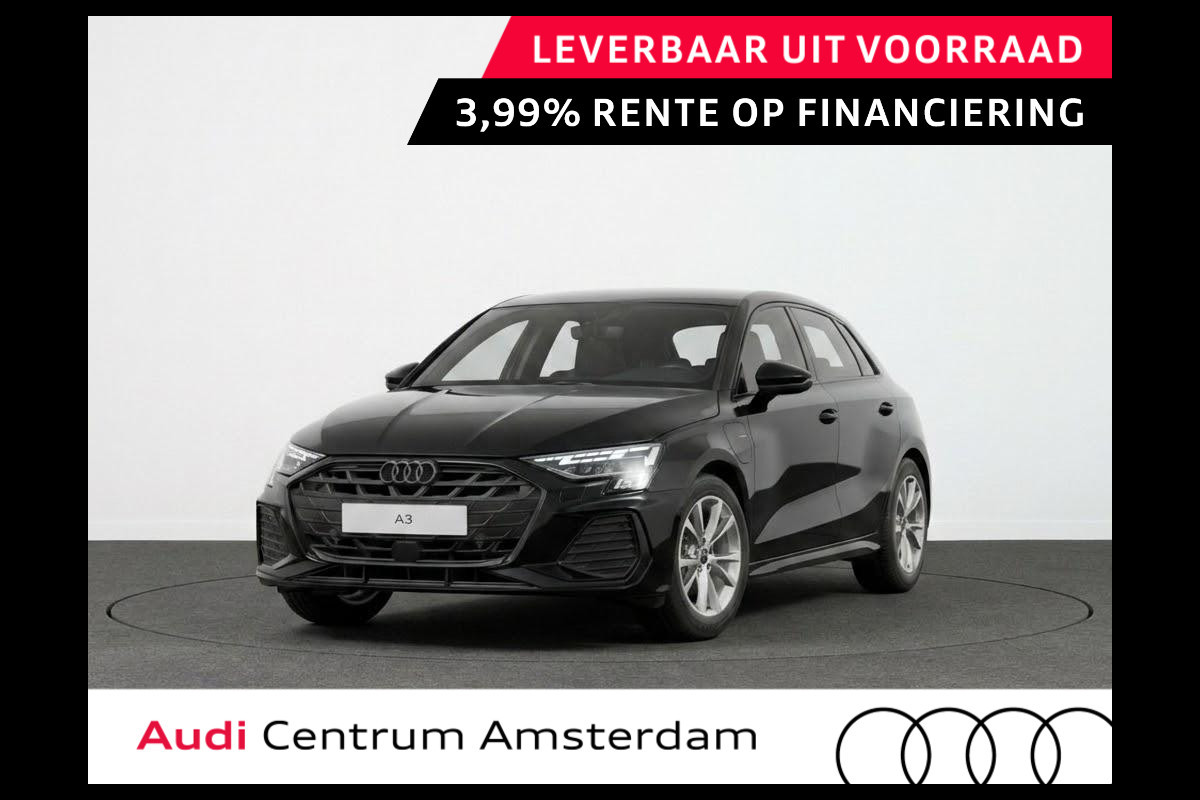 Audi A3 Sportback S edition e-hybrid 204 pk | Warmtewerend glas donker tint | Techniekpakket plus | Optiekpakket zwart plus | Trekhaak |