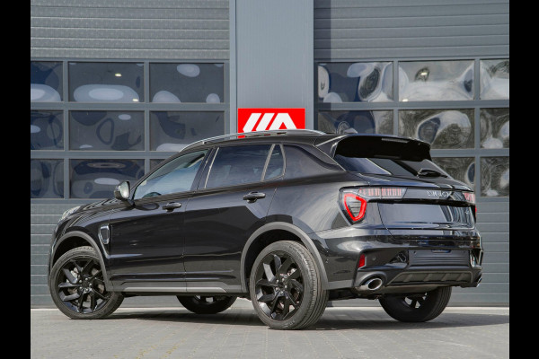 Lynk & Co 01 1.5 Black Edition Panoramadak|360° Camera|ACC|Stoelverwarming|Navi|Carplay