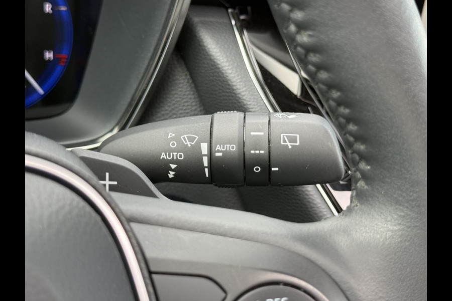 Toyota Corolla Touring Sports 2.0 Hybrid Executive | Pano | HUD | ACC | JBL | Keyless | 18 inch