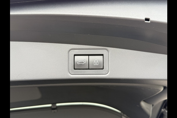 Toyota Corolla Touring Sports 2.0 Hybrid Executive | Pano | HUD | ACC | JBL | Keyless | 18 inch