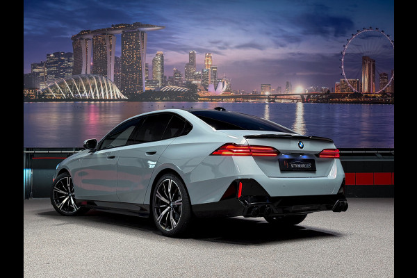 BMW 5 Serie 520i  M-Performance|Panorama|360|HeadUp|NL NAP|BTW