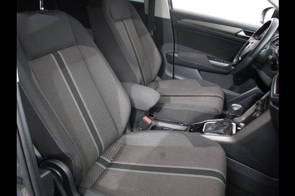 Volkswagen T-Roc 1.5 TSI 150pk DSG Style Team Climate Control Camera Parkeer sensoren Adaptive Cruise control Dab Electrisch bedienbare kofferbak Lichtmetalen Velgen