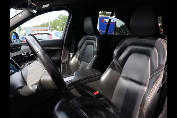 Volvo XC90D5 INSCRIPTION 235PK AUTOMAAT GRIJSKENTEKEN INSCRIPTION 235PK AUTOMAAT GRIJSKENTEKEN