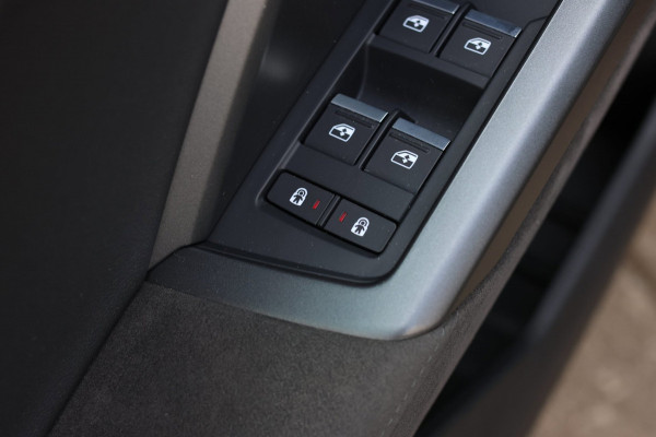 Audi RSQ3 Sportback TFSI *Keramisch*Pano*360 Camera*Sonos*Matrix*