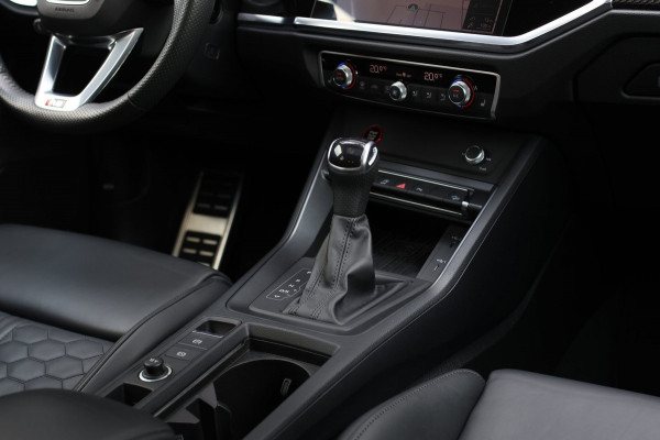 Audi RSQ3 Sportback TFSI *Keramisch*Pano*360 Camera*Sonos*Matrix*