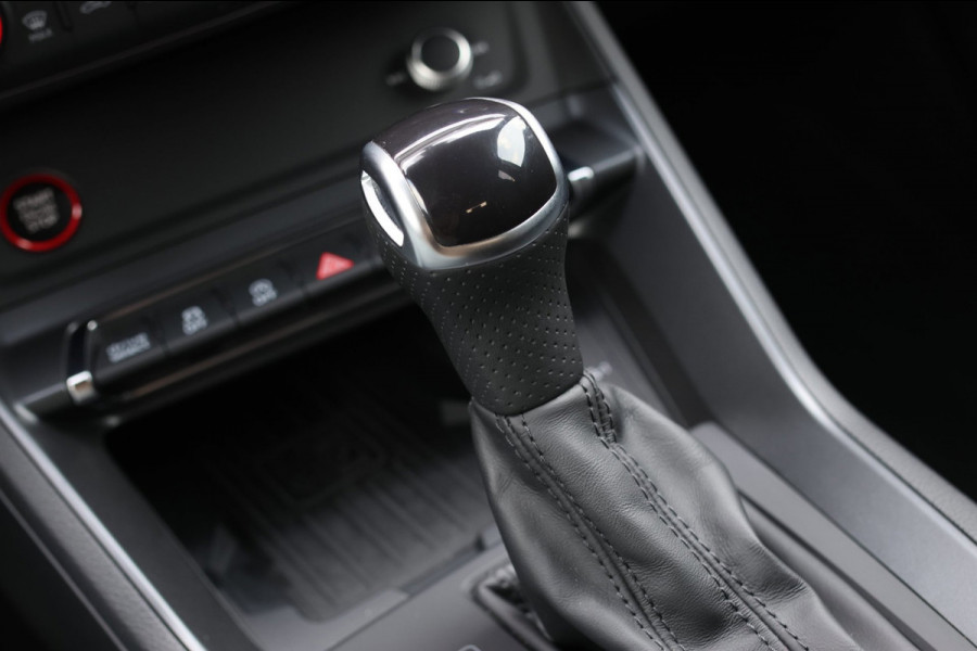 Audi RSQ3 Sportback TFSI *Keramisch*Pano*360 Camera*Sonos*Matrix*