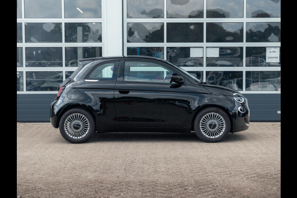 Fiat 500 Hybrid Torino Launch Edition | Clima | Carplay | PDC | Priv Glass | Onyx Black