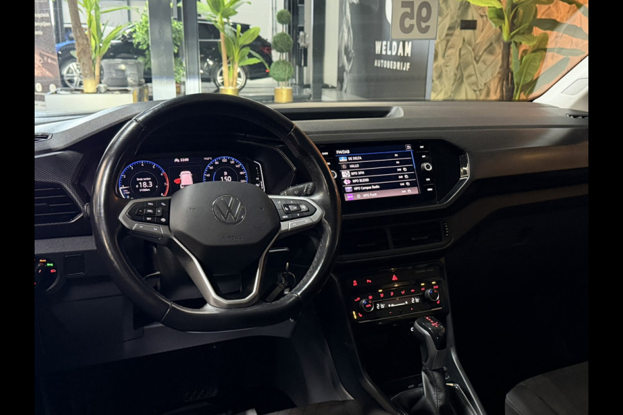 Volkswagen T-Cross 1.0 TSI Style | Automaat | Digitale Cockpit | CarPlay | Stoelverwarming | Trekhaak | LED | Rijklaar