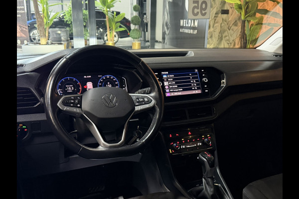 Volkswagen T-Cross 1.0 TSI Style | Automaat | Digitale Cockpit | CarPlay | Stoelverwarming | Trekhaak | LED | Rijklaar
