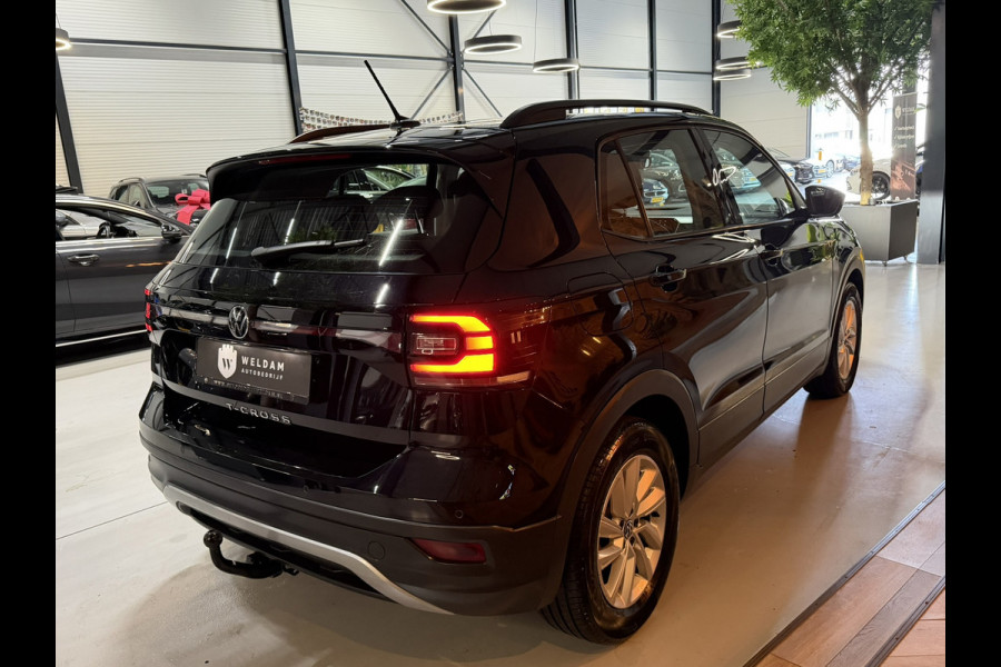 Volkswagen T-Cross 1.0 TSI Style | Automaat | Digitale Cockpit | CarPlay | Stoelverwarming | Trekhaak | LED | Rijklaar