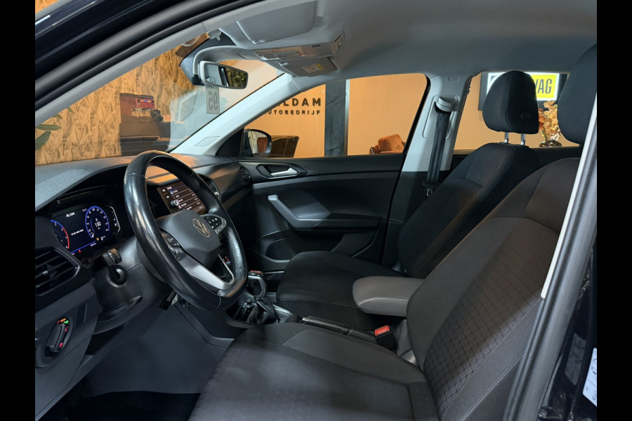 Volkswagen T-Cross 1.0 TSI Style | Automaat | Digitale Cockpit | CarPlay | Stoelverwarming | Trekhaak | LED | Rijklaar