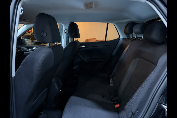 Volkswagen T-Cross 1.0 TSI Style | Automaat | Digitale Cockpit | CarPlay | Stoelverwarming | Trekhaak | LED | Rijklaar