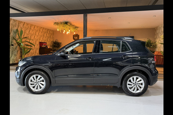 Volkswagen T-Cross 1.0 TSI Style | Automaat | Digitale Cockpit | CarPlay | Stoelverwarming | Trekhaak | LED | Rijklaar
