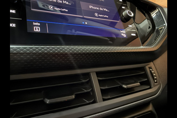 Volkswagen T-Cross 1.0 TSI Style | Automaat | Digitale Cockpit | CarPlay | Stoelverwarming | Trekhaak | LED | Rijklaar