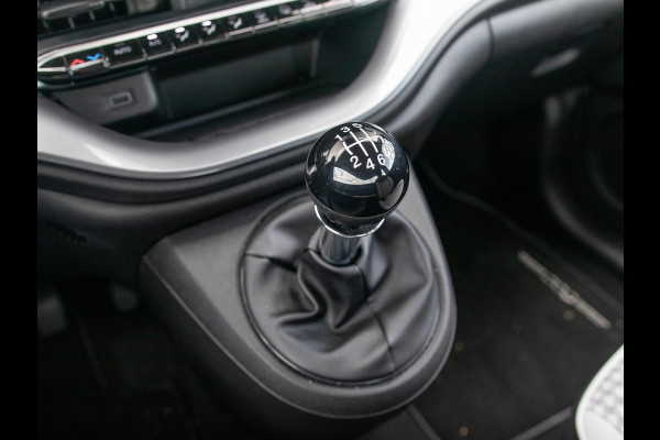 Fiat 500 Hybrid Torino Launch Edition | Clima | Carplay | PDC | Priv Glass | Onyx Black