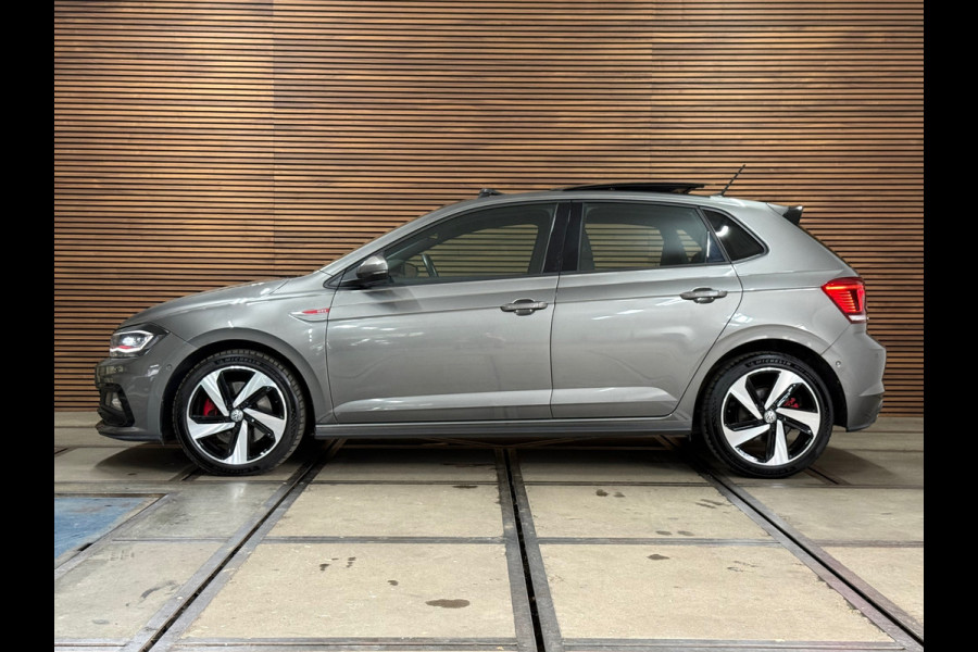 Volkswagen Polo 2.0 TSI GTI | Panorama | ACC | Virtual Cockpit | Camera | Park Assist | Blind Spot | LED | Dealer onderhouden