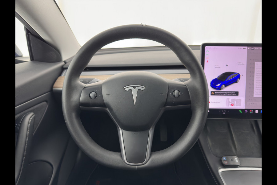Tesla Model 3 Long Range AWD 75 kWh [3-Fase-11kW ] {SoH-82%} Aut. *PANO | AUTOPILOT | LEATHER | TOWBAR | KEYLESS | FULL-LED | MEMORY-PACK | TOPVIEW | DAB | CARPLAY | DIGI-COCKPIT | LANE-ASSIST | HEATED-COMFORTSEATS | 18"ALU*