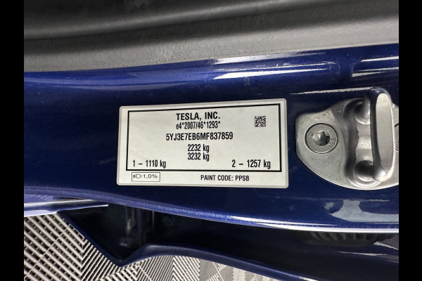 Tesla Model 3 Long Range AWD 75 kWh [3-Fase-11kW ] {SoH-82%} Aut. *PANO | AUTOPILOT | LEATHER | TOWBAR | KEYLESS | FULL-LED | MEMORY-PACK | TOPVIEW | DAB | CARPLAY | DIGI-COCKPIT | LANE-ASSIST | HEATED-COMFORTSEATS | 18"ALU*