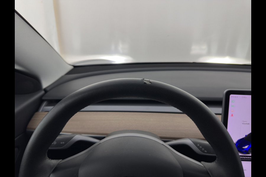 Tesla Model 3 Long Range AWD 75 kWh [3-Fase-11kW ] {SoH-82%} Aut. *PANO | AUTOPILOT | LEATHER | TOWBAR | KEYLESS | FULL-LED | MEMORY-PACK | TOPVIEW | DAB | CARPLAY | DIGI-COCKPIT | LANE-ASSIST | HEATED-COMFORTSEATS | 18"ALU*