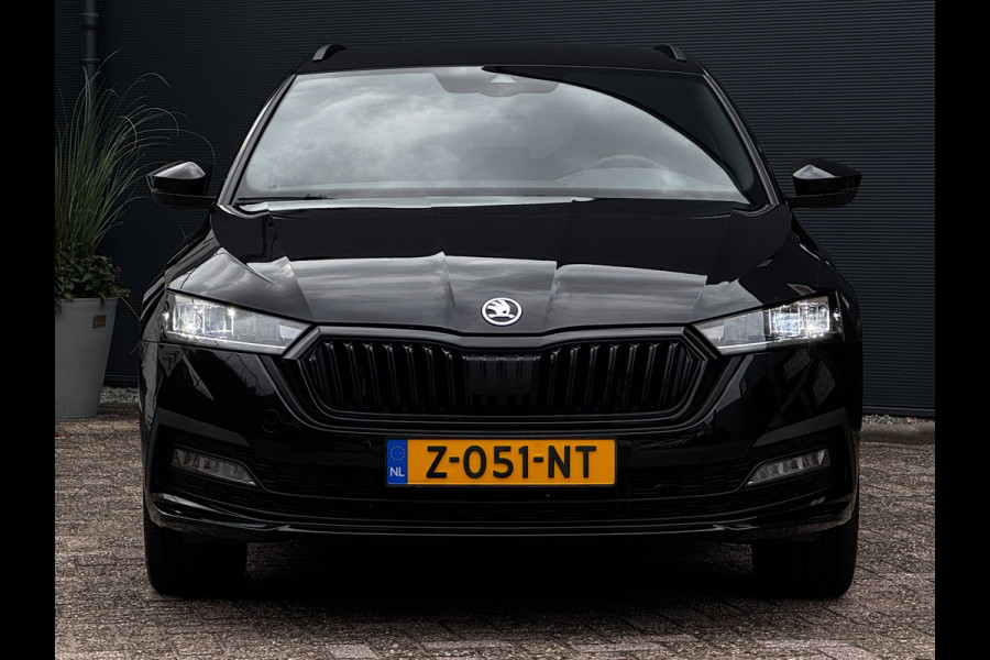 Škoda Octavia Combi 1.4 TSI iV PHEV Sportline Business | 98 % SOH | Trekhaak | NL-Auto | Winter Pack | Adaptive Cruise