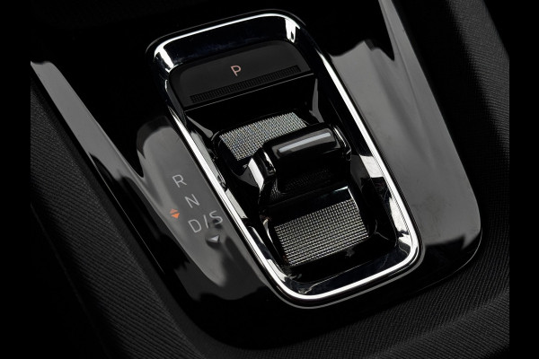 Škoda Octavia Combi 1.4 TSI iV PHEV Sportline Business | 98 % SOH | Trekhaak | NL-Auto | Winter Pack | Adaptive Cruise