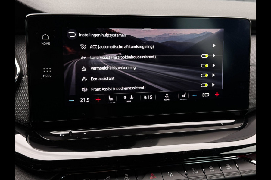 Škoda Octavia Combi 1.4 TSI iV PHEV Sportline Business | 98 % SOH | Trekhaak | NL-Auto | Winter Pack | Adaptive Cruise