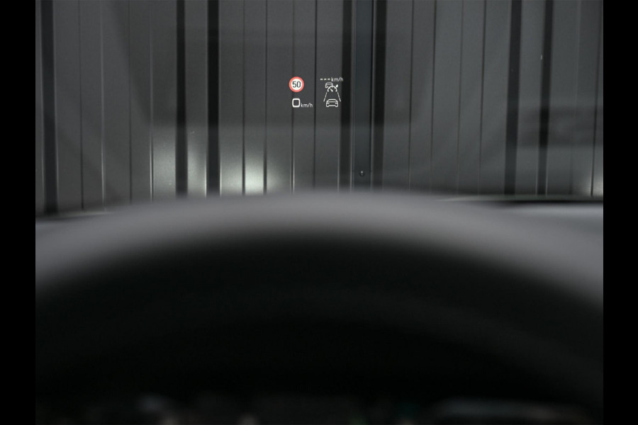 Audi A3 Sportback 45 TFSI e S edition Competition | Panoramadak | 5 jr Garantie | HUD | Sonos Sound | Camera | Ambiance interieur | Active Cruise | S-Seats + Memory | Stoelverwarming | Keyless |
