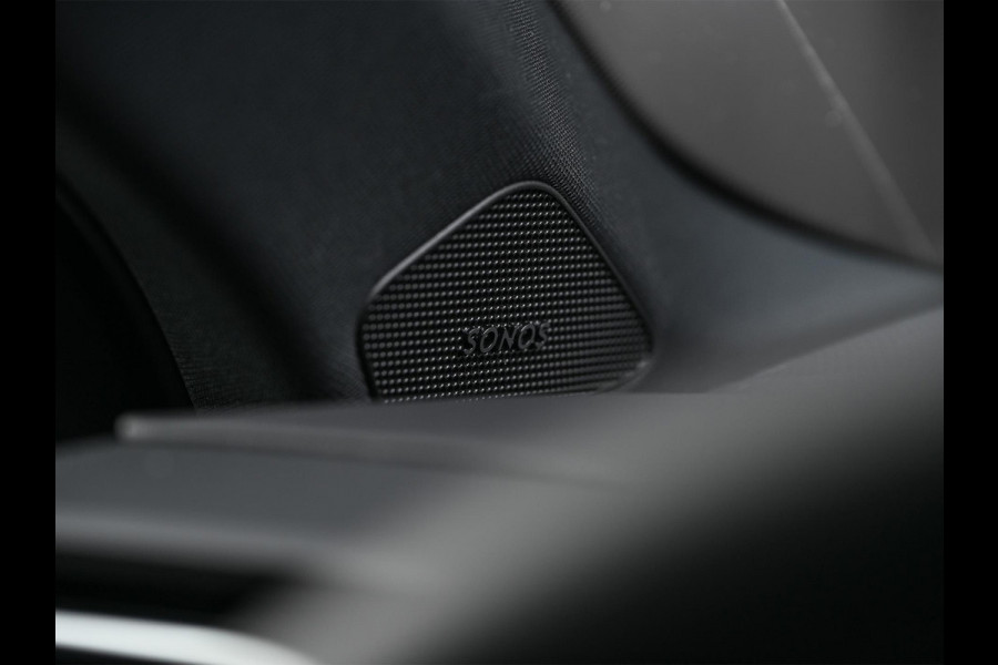 Audi A3 Sportback 45 TFSI e S edition Competition | Panoramadak | 5 jr Garantie | HUD | Sonos Sound | Camera | Ambiance interieur | Active Cruise | S-Seats + Memory | Stoelverwarming | Keyless |