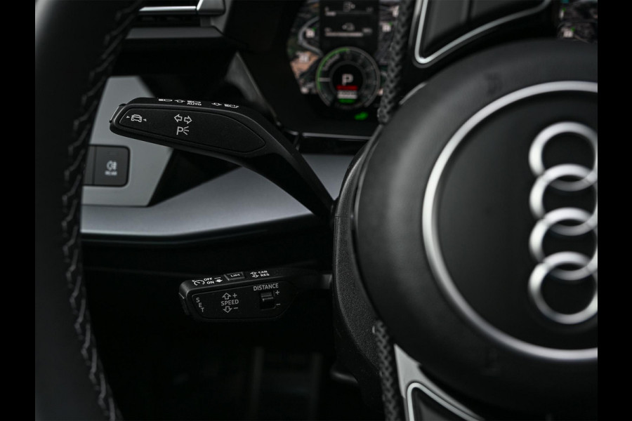 Audi A3 Sportback 45 TFSI e S edition Competition | Panoramadak | 5 jr Garantie | HUD | Sonos Sound | Camera | Ambiance interieur | Active Cruise | S-Seats + Memory | Stoelverwarming | Keyless |