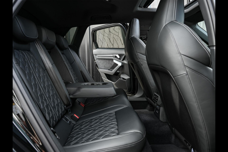 Audi A3 Sportback 45 TFSI e S edition Competition | Panoramadak | 5 jr Garantie | HUD | Sonos Sound | Camera | Ambiance interieur | Active Cruise | S-Seats + Memory | Stoelverwarming | Keyless |
