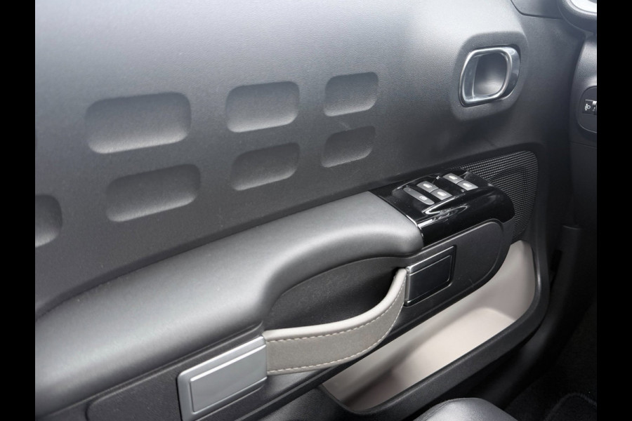 Citroën C3 1.2 PureTech C-Series | PDC | Bluetooth | Navi |