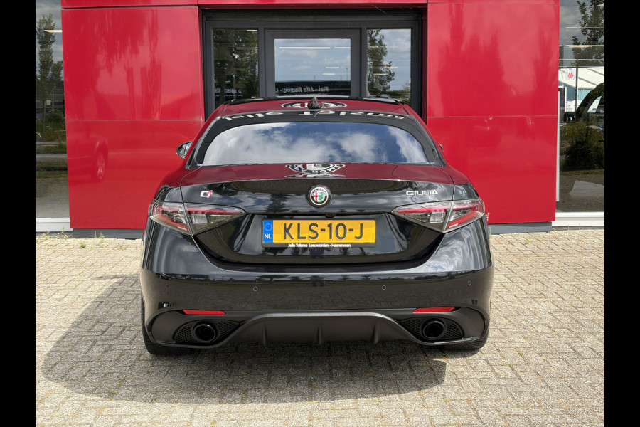 Alfa Romeo Giulia 2.0 T GME AWD Veloce | 19" Velgen | Camera