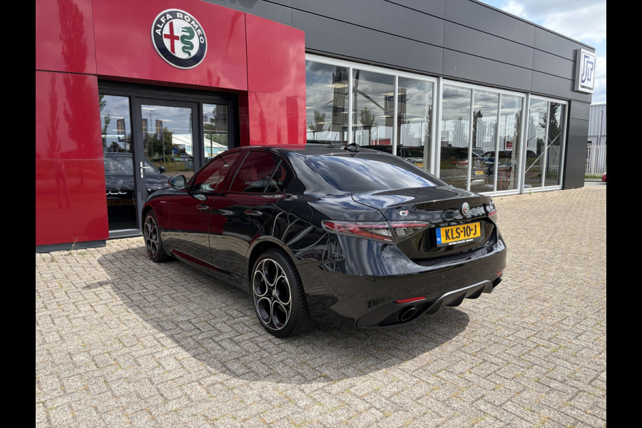 Alfa Romeo Giulia 2.0 T GME AWD Veloce | 19" Velgen | Camera